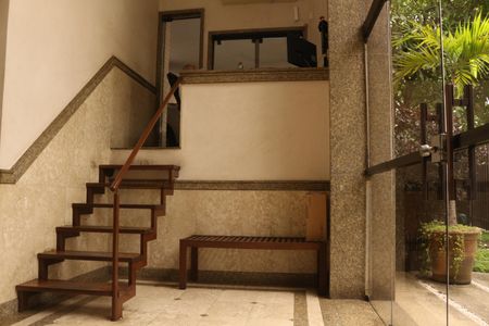 Apartamento à venda com 172m², 2 quartos e 3 vagasFachada e portaria