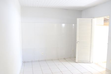 Sala de kitnet/studio para alugar com 1 quarto, 30m² em Setor Leste Vila Nova, Goiânia