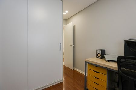 Apartamento à venda com 133m², 4 quartos e 2 vagasSuíte 2