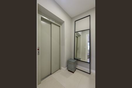 Apartamento à venda com 133m², 4 quartos e 2 vagasHall de entrada