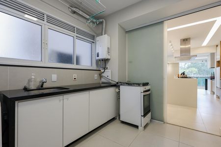 Apartamento à venda com 133m², 4 quartos e 2 vagasÁrea de Serviço