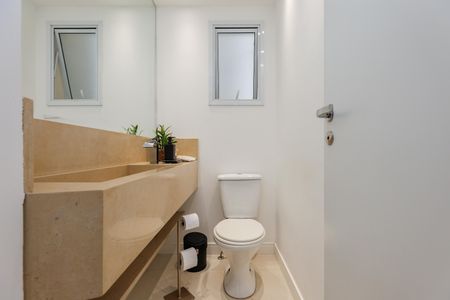 Apartamento à venda com 133m², 4 quartos e 2 vagasLavabo