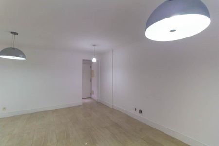 Sala de apartamento para alugar com 3 quartos, 117m² em Vila Prudente, São Paulo