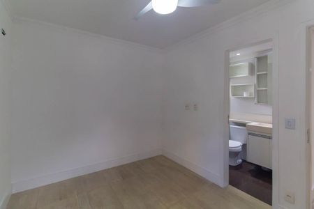 Apartamento para alugar com 117m², 3 quartos e 1 vagaSuíte