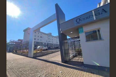 Apartamento para alugar com 49m², 2 quartos e 1 vaga Apartamento para alugar com 49m², 2 quartos e 1 vagaFachada