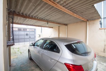 Casa à venda com 260m², 2 quartos e 4 vagas Casa à venda com 260m², 2 quartos e 4 vagasGaragem / Fachada - Casa 1