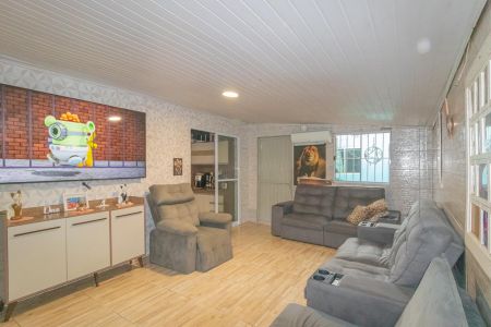 Sala de casa à venda com 3 quartos, 200m² em Guajuviras, Canoas