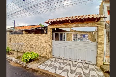 Casa à venda com 200m², 3 quartos e 3 vagasFachada