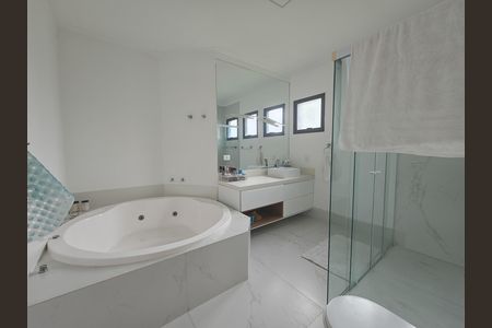 Casa para alugar com 442m², 4 quartos e 1 vaga