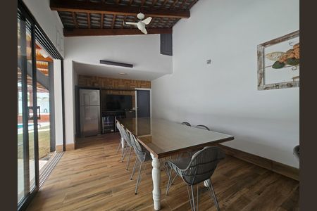 Casa para alugar com 442m², 4 quartos e 1 vaga