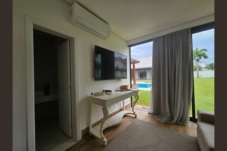 Casa para alugar com 442m², 4 quartos e 1 vaga