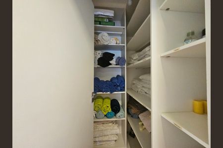 Casa para alugar com 442m², 4 quartos e 1 vaga