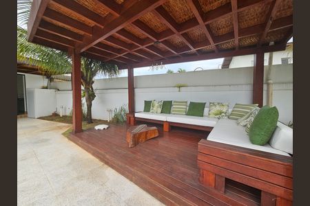 Casa para alugar com 442m², 4 quartos e 1 vaga