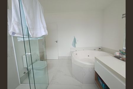 Casa para alugar com 442m², 4 quartos e 1 vaga