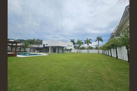 Casa para alugar com 442m², 4 quartos e 1 vaga