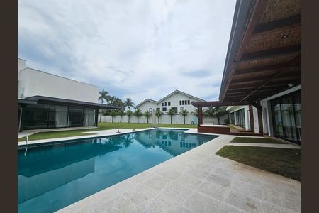 Casa para alugar com 442m², 4 quartos e 1 vaga