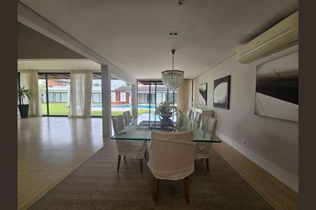 Casa para alugar com 442m², 4 quartos e 1 vaga