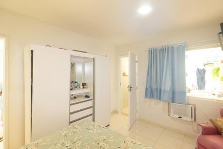 Casa para alugar com 200m², 3 quartos e 2 vagas Casa para alugar com 200m², 3 quartos e 2 vagasSuíte