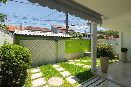 Casa para alugar com 200m², 3 quartos e 2 vagas Casa para alugar com 200m², 3 quartos e 2 vagasQuintal