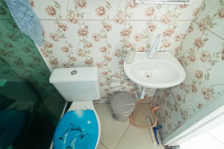 Casa para alugar com 200m², 3 quartos e 2 vagas Casa para alugar com 200m², 3 quartos e 2 vagasBanheiro Social 2