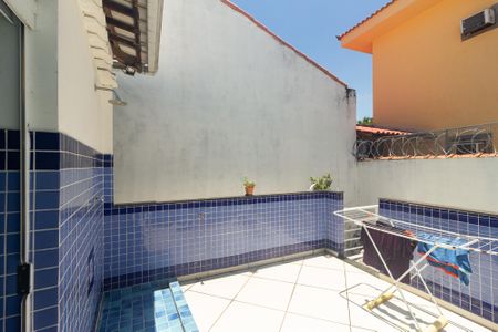 Casa para alugar com 200m², 3 quartos e 2 vagas Casa para alugar com 200m², 3 quartos e 2 vagasTerraço