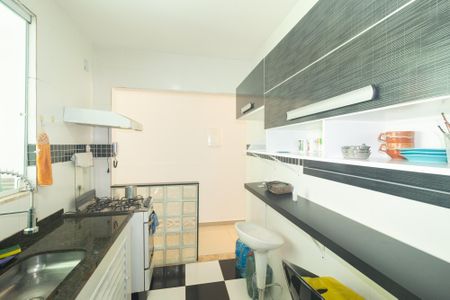 Casa para alugar com 200m², 3 quartos e 2 vagas Casa para alugar com 200m², 3 quartos e 2 vagasCozinha