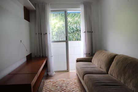 Sala de apartamento para alugar com 2 quartos, 55m² em Santa Terezinha, São Paulo