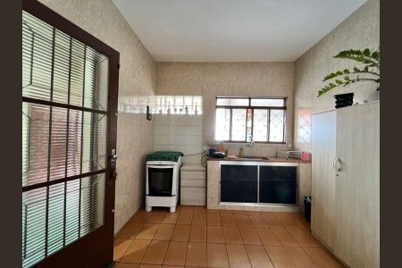 Casa à venda com 180m², 4 quartos e sem vagaCozinha