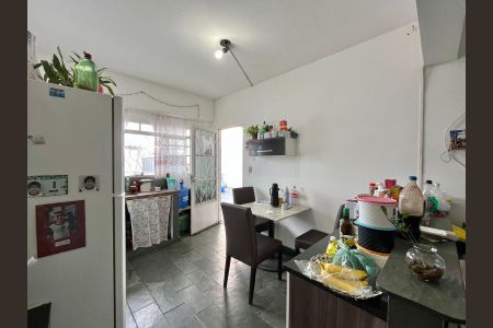 Casa à venda com 180m², 4 quartos e sem vaga Quarto 2