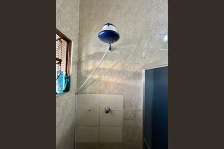 Casa à venda com 180m², 4 quartos e sem vagaBanheiroBanheiro