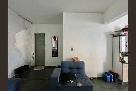 Casa à venda com 180m², 4 quartos e sem vagaSala