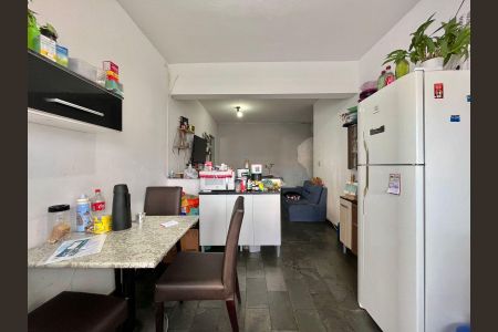 Casa à venda com 180m², 4 quartos e sem vagaCozinha