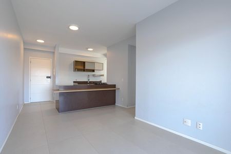 Apartamento para alugar com 74m², 3 quartos e 2 vagas Apartamento para alugar com 74m², 3 quartos e 2 vagasSala