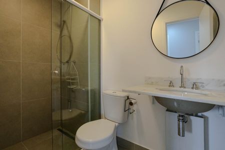 Apartamento para alugar com 74m², 3 quartos e 2 vagas Apartamento para alugar com 74m², 3 quartos e 2 vagasBanheiro