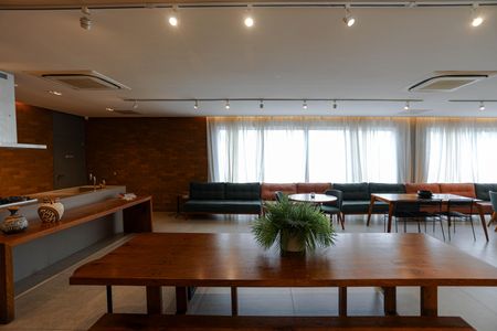 Apartamento para alugar com 74m², 3 quartos e 2 vagas Apartamento para alugar com 74m², 3 quartos e 2 vagasÁrea Comum