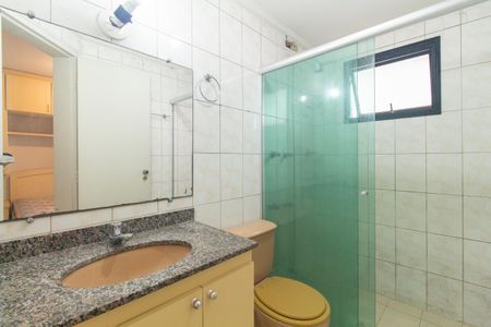 Apartamento à venda com 92m², 3 quartos e 2 vagasBanheiro da Suíte