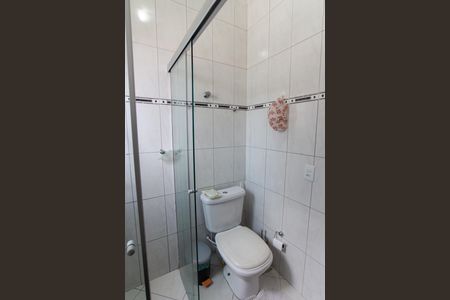 Casa à venda com 230m², 3 quartos e 6 vagas Casa à venda com 230m², 3 quartos e 6 vagasBanheiro da Suíte