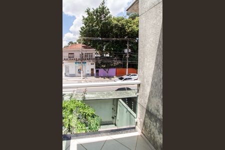 Casa à venda com 230m², 3 quartos e 6 vagas Casa à venda com 230m², 3 quartos e 6 vagasSuíte - Varanda