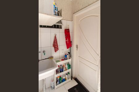 Casa à venda com 230m², 3 quartos e 6 vagas Casa à venda com 230m², 3 quartos e 6 vagasÁrea de Serviço