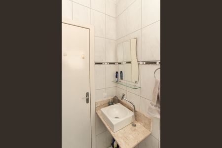 Casa à venda com 230m², 3 quartos e 6 vagas Casa à venda com 230m², 3 quartos e 6 vagasBanheiro