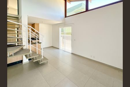 Sala de casa para alugar com 3 quartos, 91m² em Ingleses do Rio Vermelho, Florianópolis