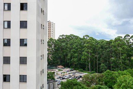 Apartamento para alugar com 58m², 2 quartos e 1 vagaVista do Quarto 2