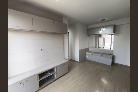Sala de apartamento à venda com 2 quartos, 50m² em Todos os Santos, Rio de Janeiro