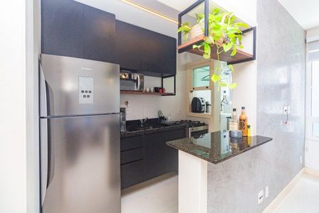 Cozinha  de apartamento para alugar com 1 quarto, 47m² em Passo d’Areia, Porto Alegre