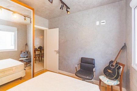 Quarto  de apartamento para alugar com 1 quarto, 47m² em Passo d’Areia, Porto Alegre