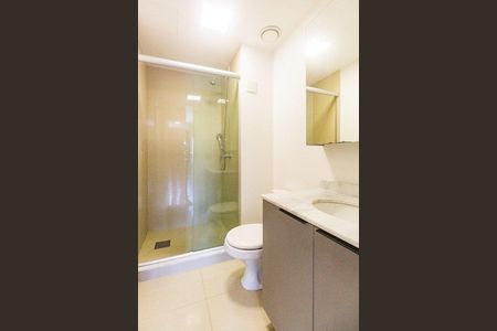 Banheiro  de apartamento para alugar com 1 quarto, 37m² em Partenon, Porto Alegre