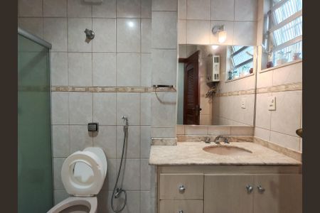 Apartamento para alugar com 83m², 2 quartos e sem vagaBanheiro Corredor