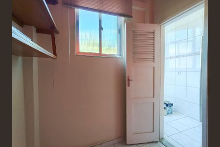 Apartamento para alugar com 83m², 2 quartos e sem vagaQuarto de Serviço