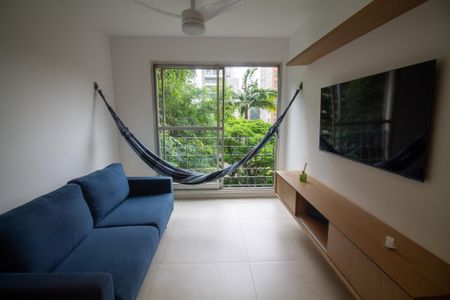 Sala / Sala de Jantar de apartamento para alugar com 1 quarto, 49m² em Cidade Monções, São Paulo