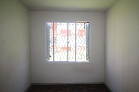 Quarto 1 de apartamento para alugar com 1 quarto, 37m² em Vila Ipiranga, Porto Alegre